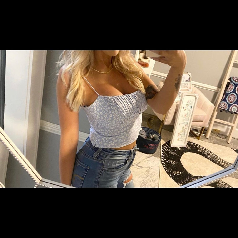 Blue crop